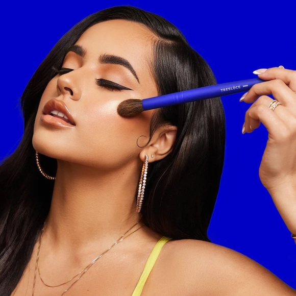 Treslúce Beauty Highlighter Palette in Lucete Glow (fair/light) - Picture 2 of 6